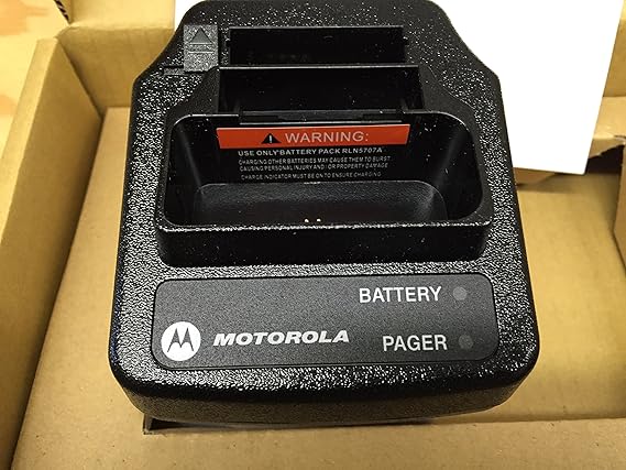 Motorola OEM Minitor V RLN5703 Drop-In AC Charger w/Back Slot for Spare Battery