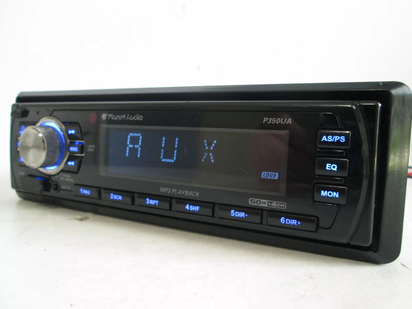 Planet Audio P350UA MP3 USB Aux Input AM FM Stereo Radio Media Player 50X4 Watt